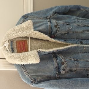 Levi's Men's Sherpa Trucker Denim Jacket